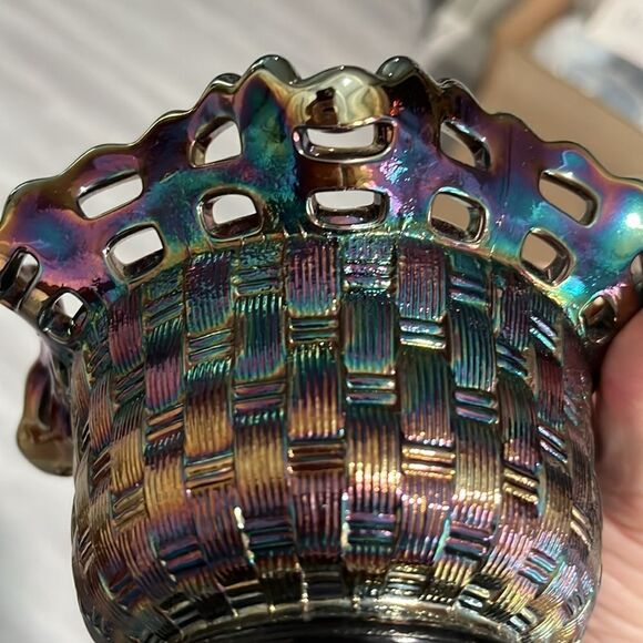 Fenton Iridescent Carnival Glass VTG Woven Basket Open work Rim Circa 1970-1985 - Picture 5 of 7